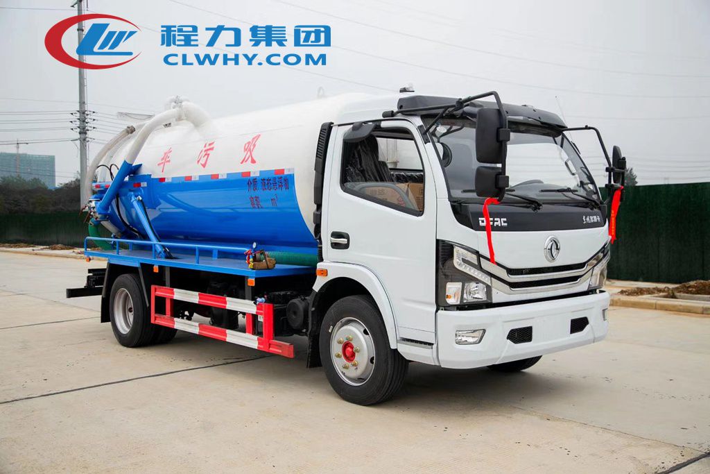 东风大多利卡吸污车
